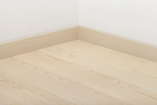 Плинтус Шпонированный Tarkett 20*80 Ясень белый